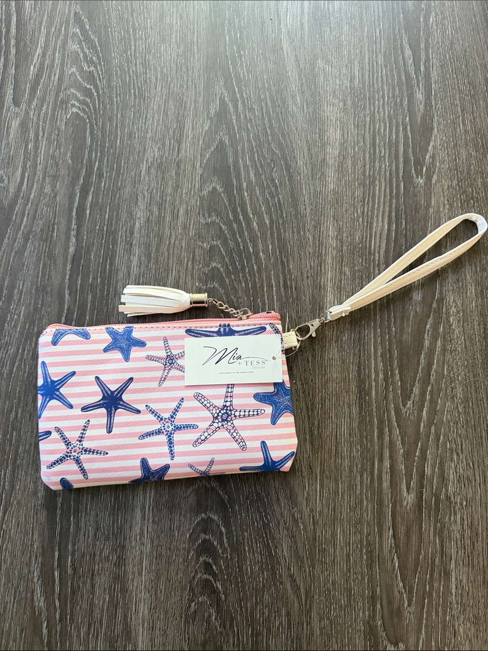 NWT - Mia + Tess Designs - Pink Starfish Wristlet Wallet